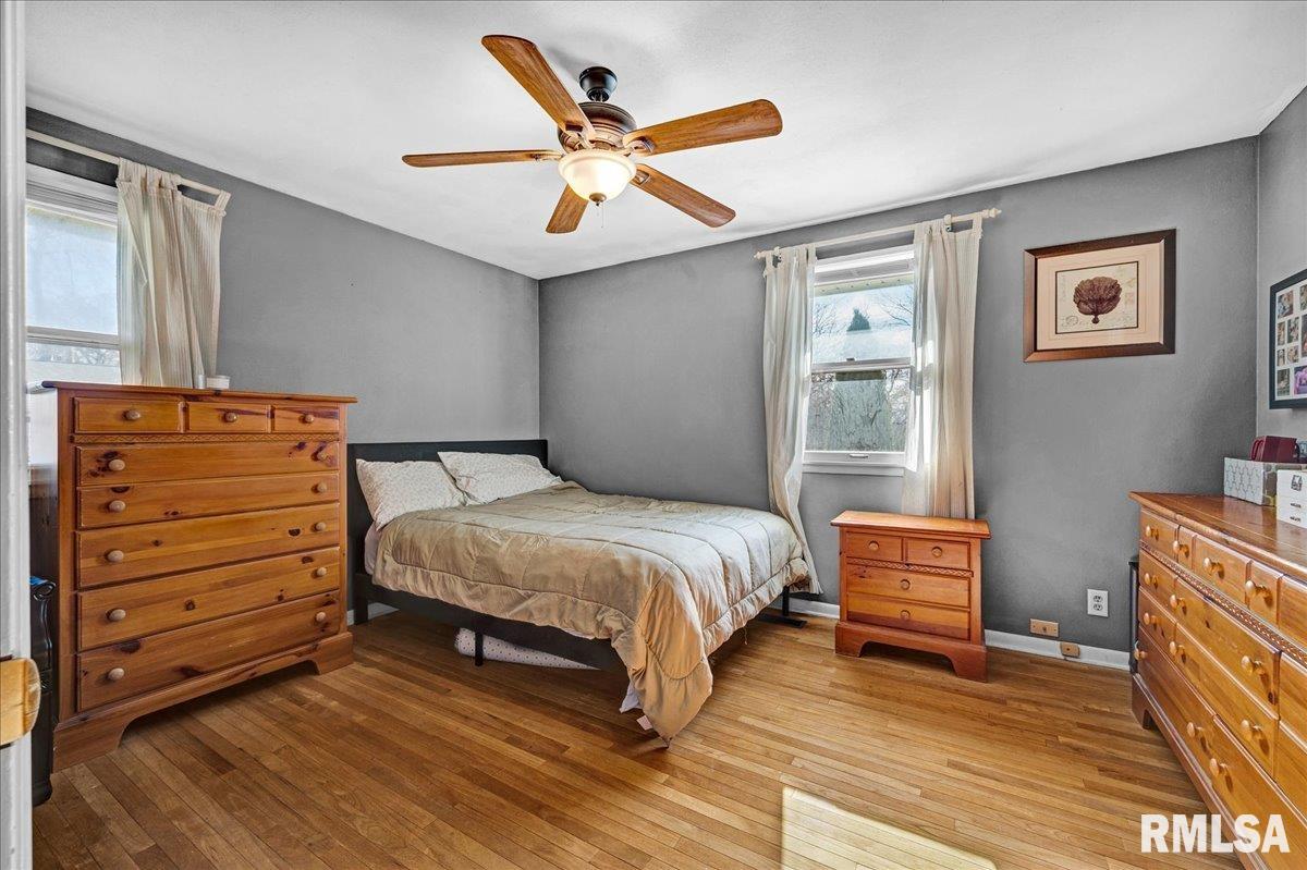 1720 West Queens Court Road Peoria, IL 61614 - Photo 13 of 39