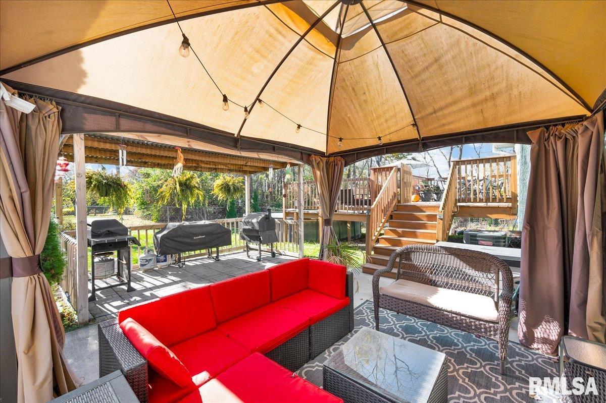 1720 West Queens Court Road Peoria, IL 61614 - Photo 26 of 39