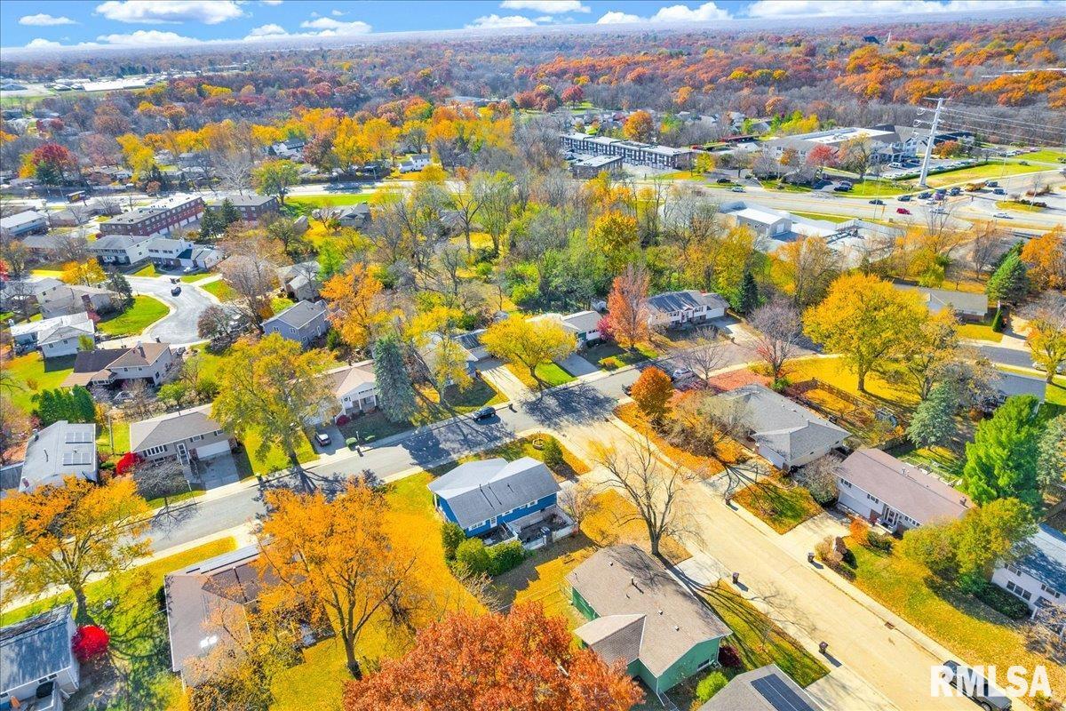 1720 West Queens Court Road Peoria, IL 61614 - Photo 36 of 39