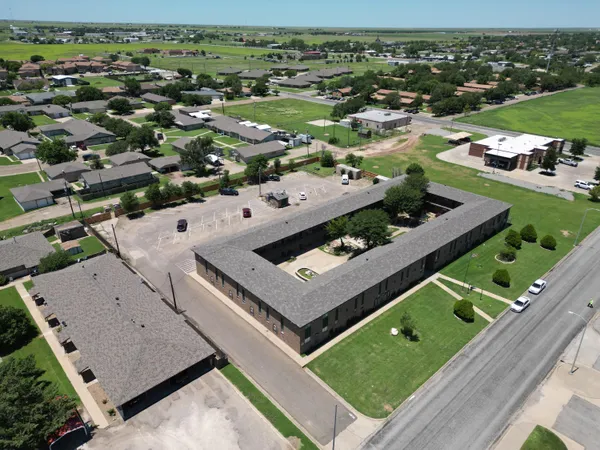 $2,950,000 | 1031 North Sumner Street, Pampa, TX 79065