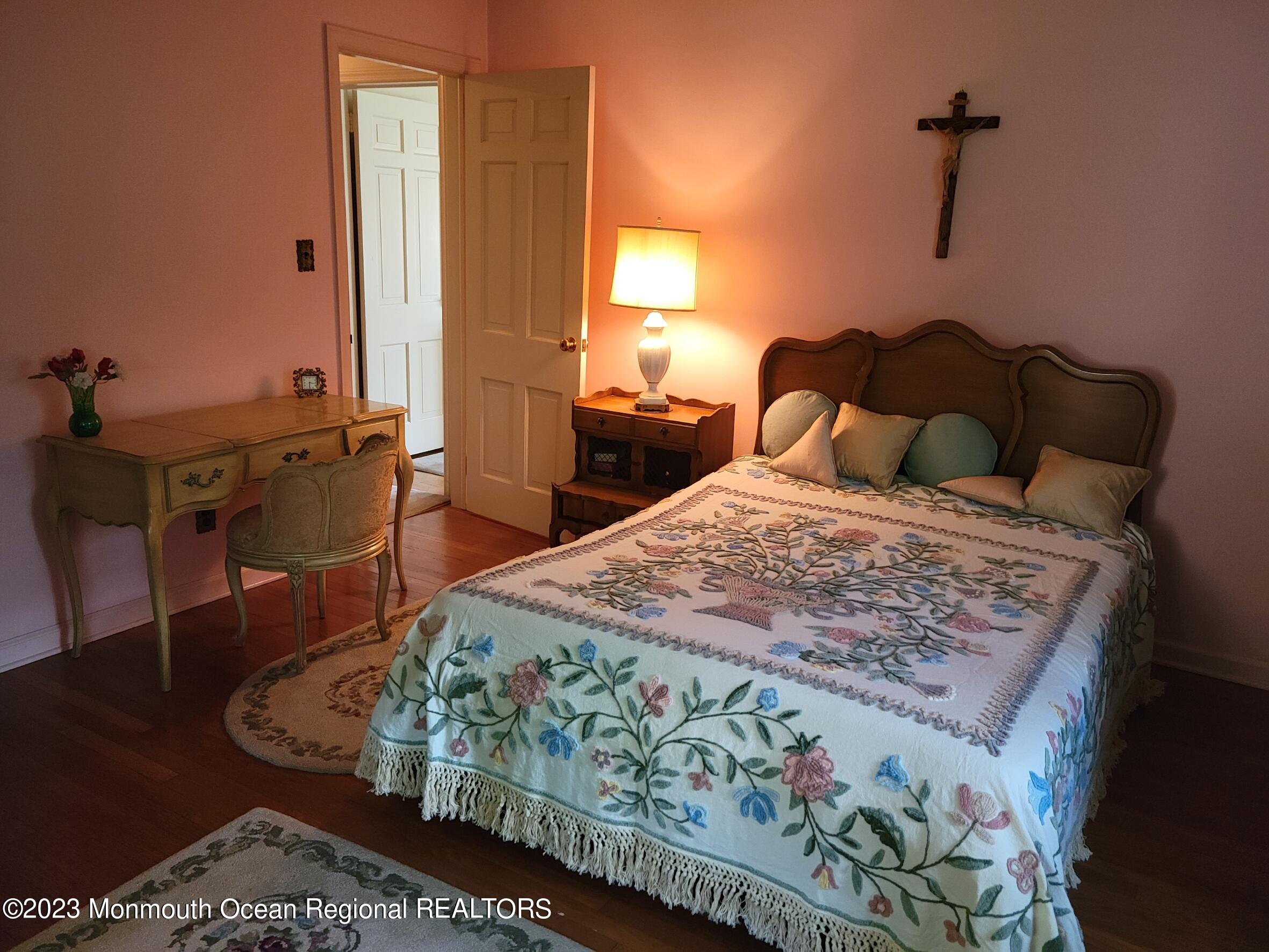 289 Broad Street Matawan, NJ 07747 - Photo 12 of 23 MASTER BEDRM2