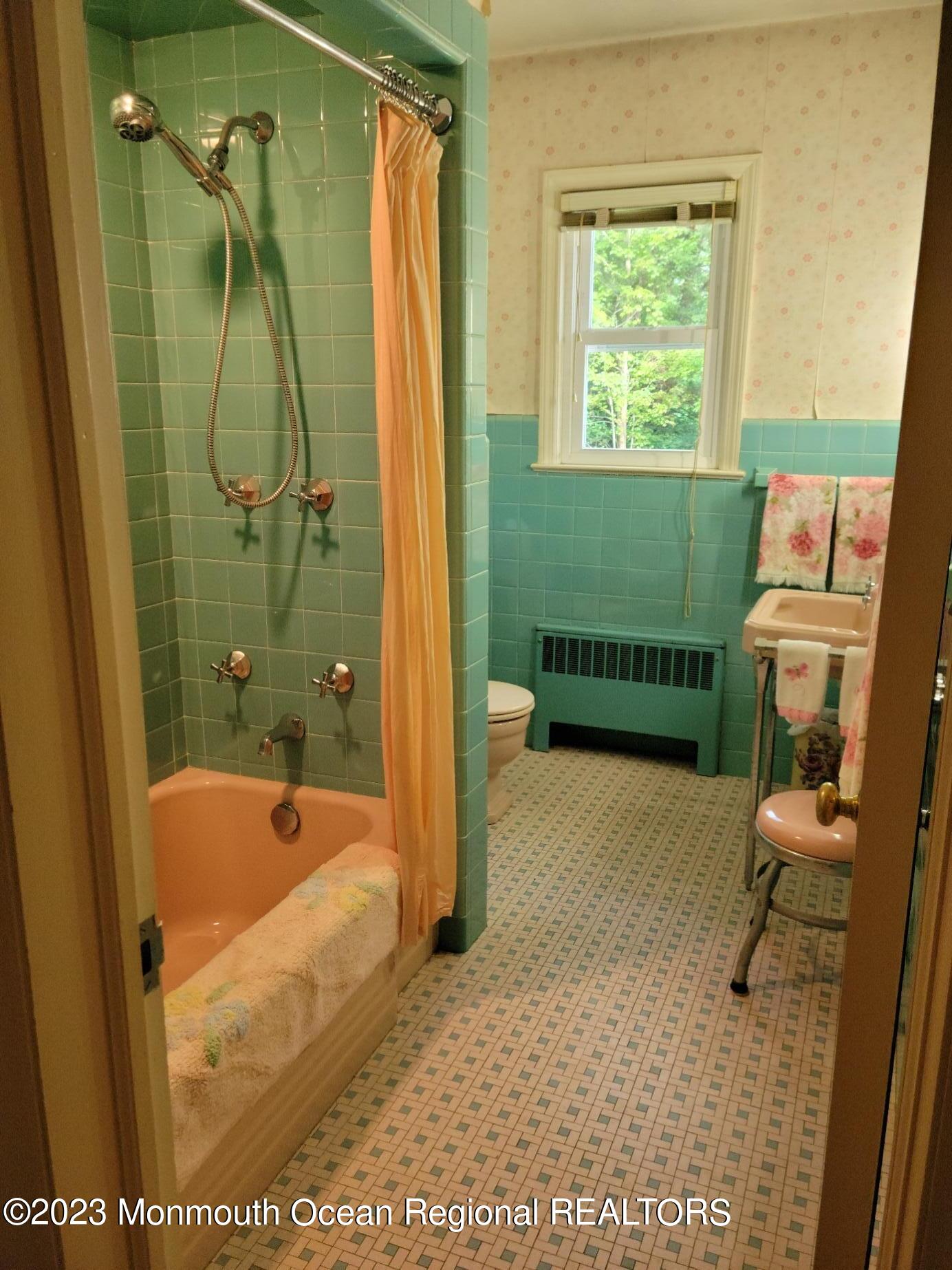 289 Broad Street Matawan, NJ 07747 - Photo 14 of 23 BATHROOM2