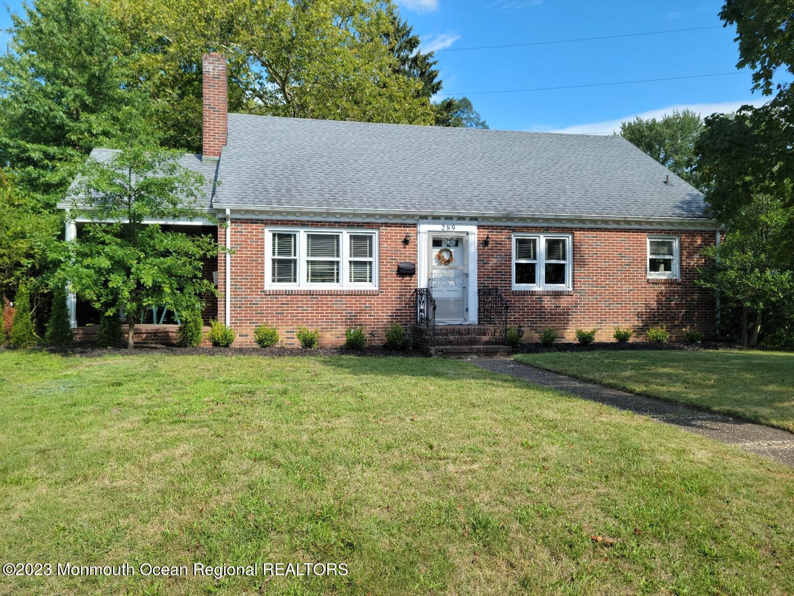 289 Broad Street Matawan, NJ 07747 - Photo 2 of 23 GREAT EXTERIOR