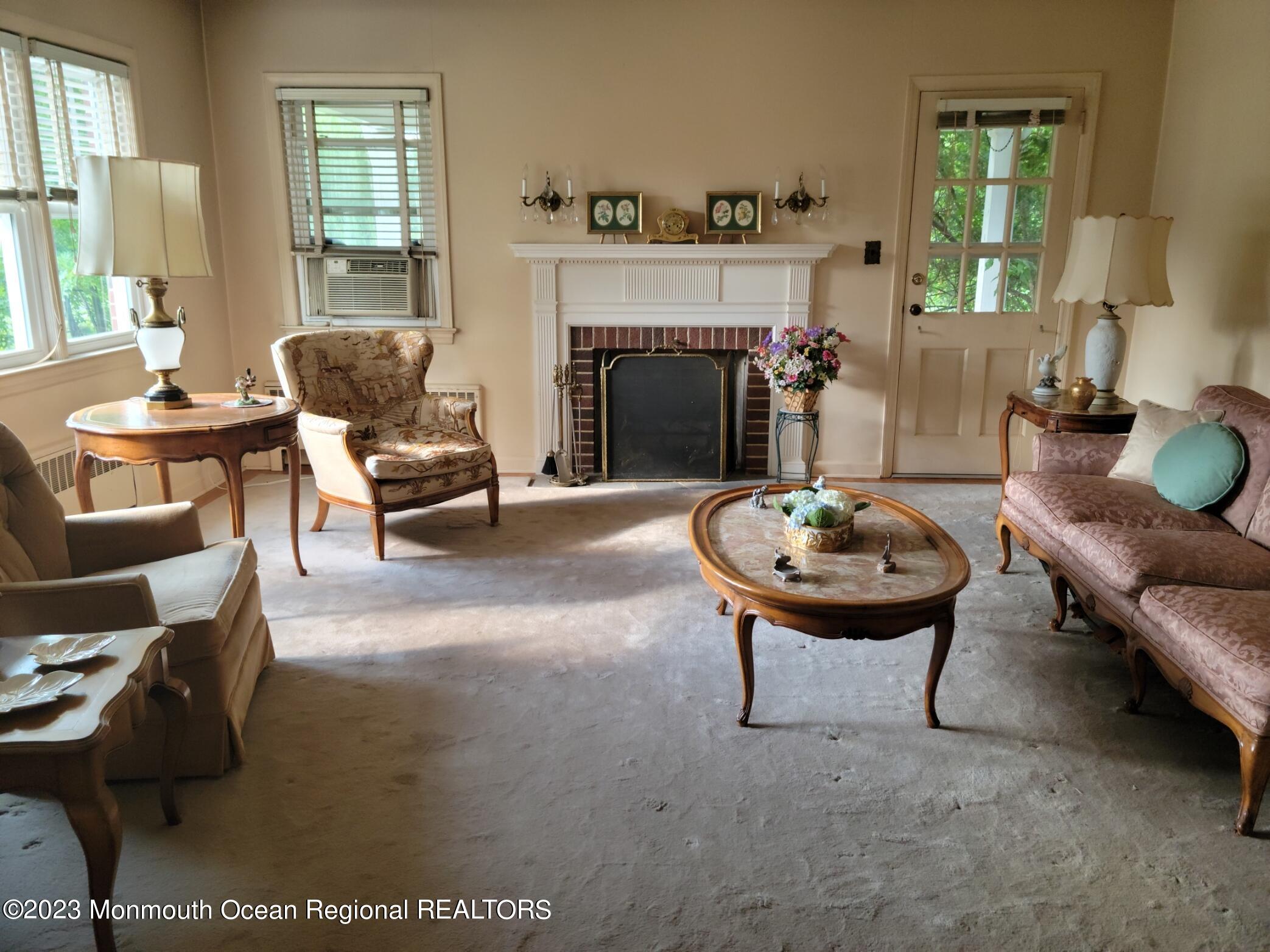 289 Broad Street Matawan, NJ 07747 - Photo 3 of 23 BEST LR