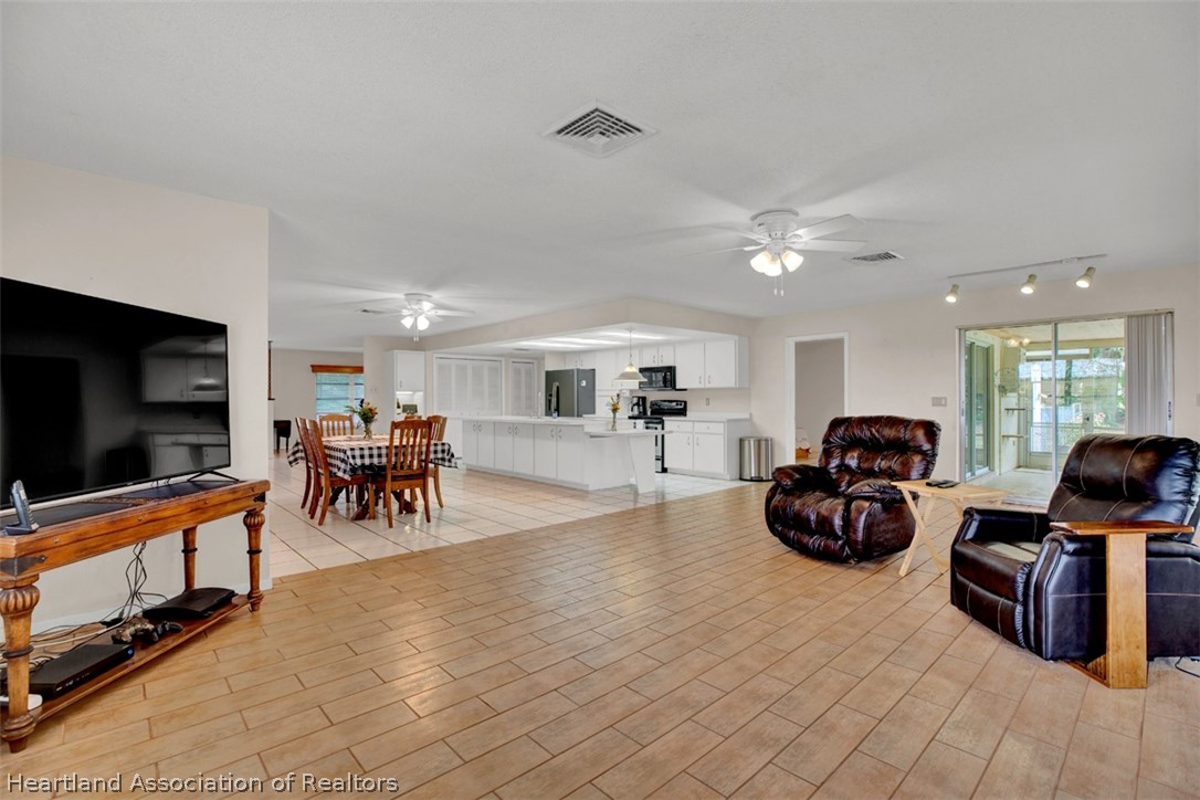 3740 Sparta Road Sebring, FL 33870 - Photo 12 of 36 Gallery Image 12