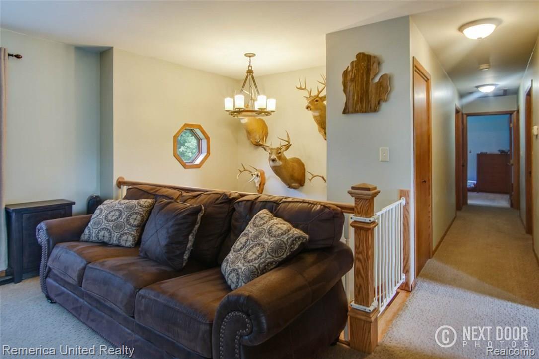 8890 Dwyer Road Howell, MI 48855 - Photo 18 of 32 DSC06326Blended.jpg