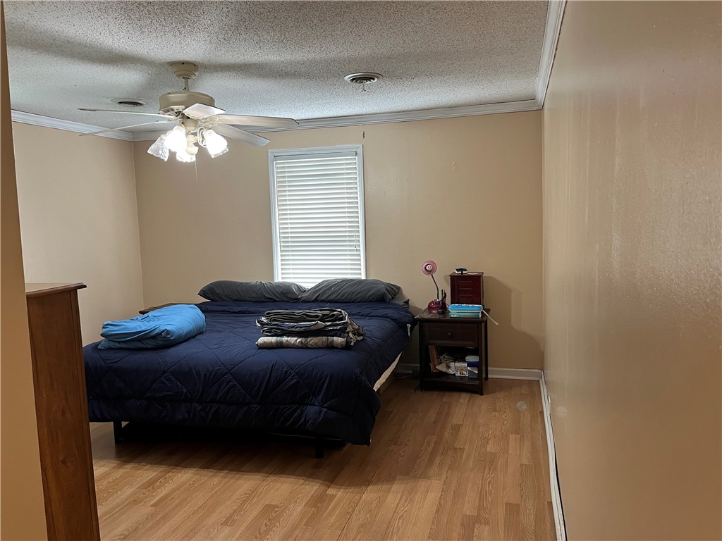 4037 Highway 252 Honea Path, SC 29654 - Photo 13 of 38 master bedroom