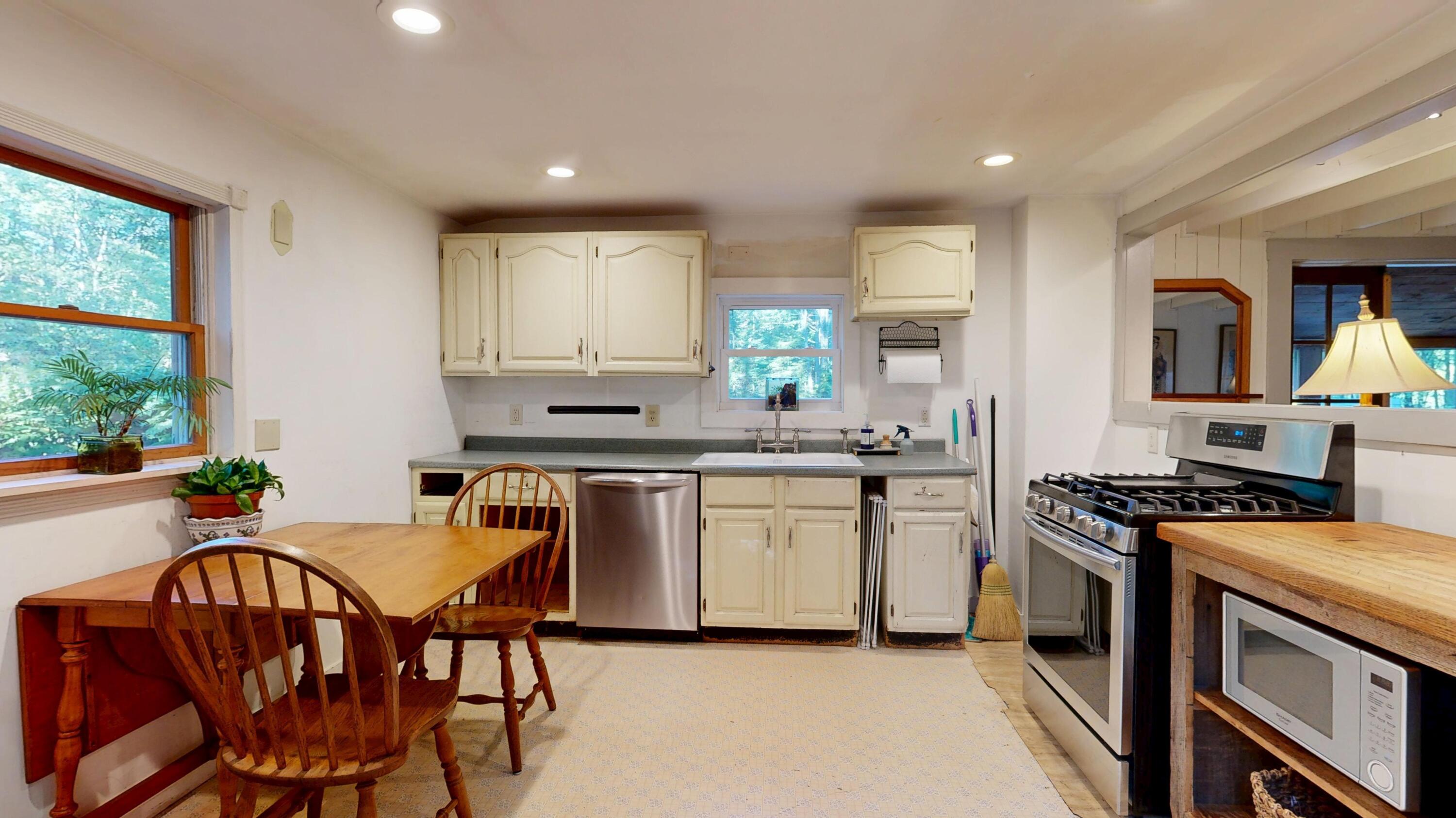 20 Spring Road Saco, ME 04072 - Photo 5 of 55 20-Spring-Road-09292025_083226