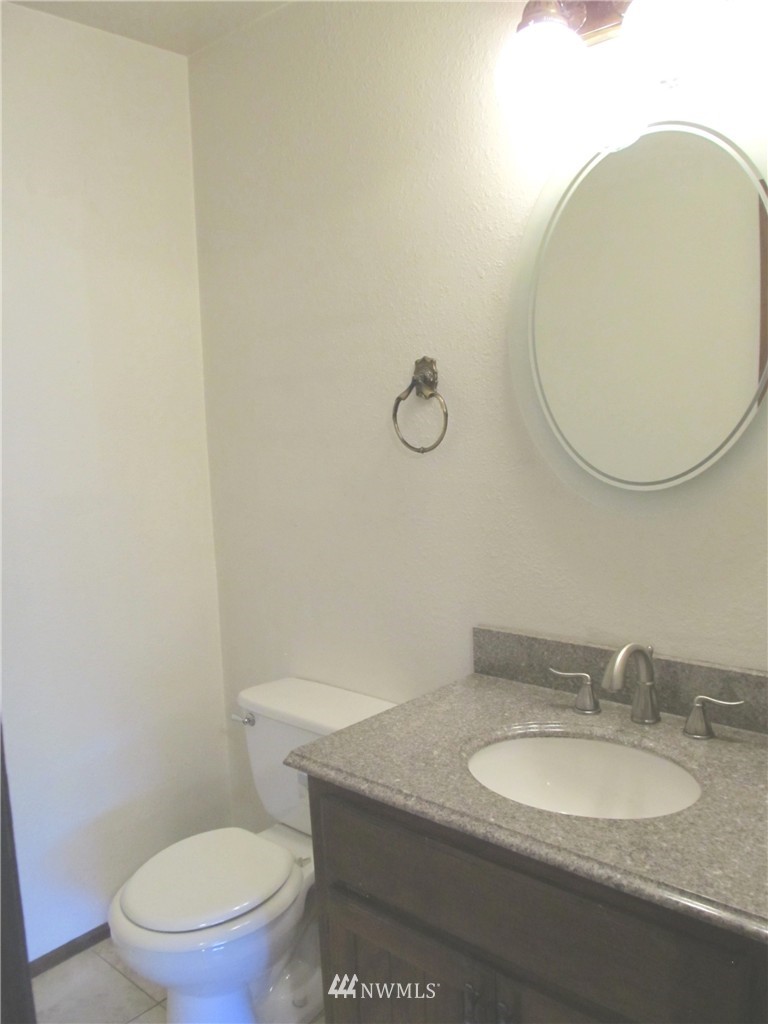 14030 Southeast 141st Street Renton, WA 98059 - Photo 17 of 23 Gallery Image 17