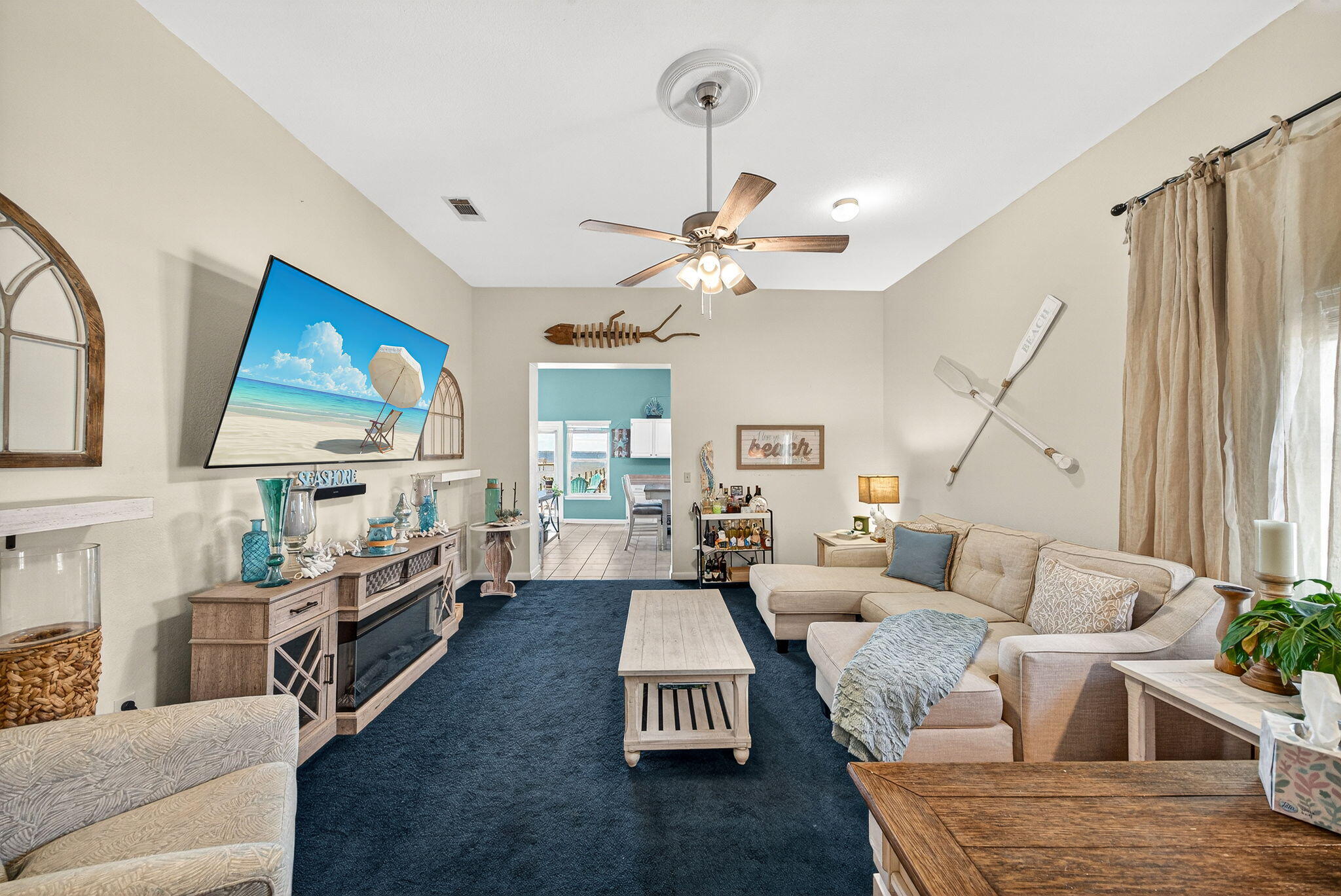 2554 Bay Grove Road Freeport, FL 32439 - Photo 13 of 51 Living Room