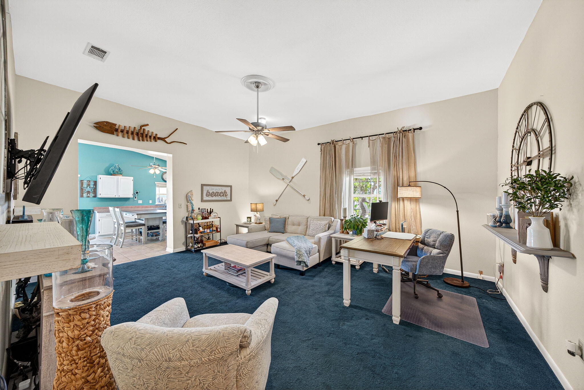 2554 Bay Grove Road Freeport, FL 32439 - Photo 5 of 51 Living Room