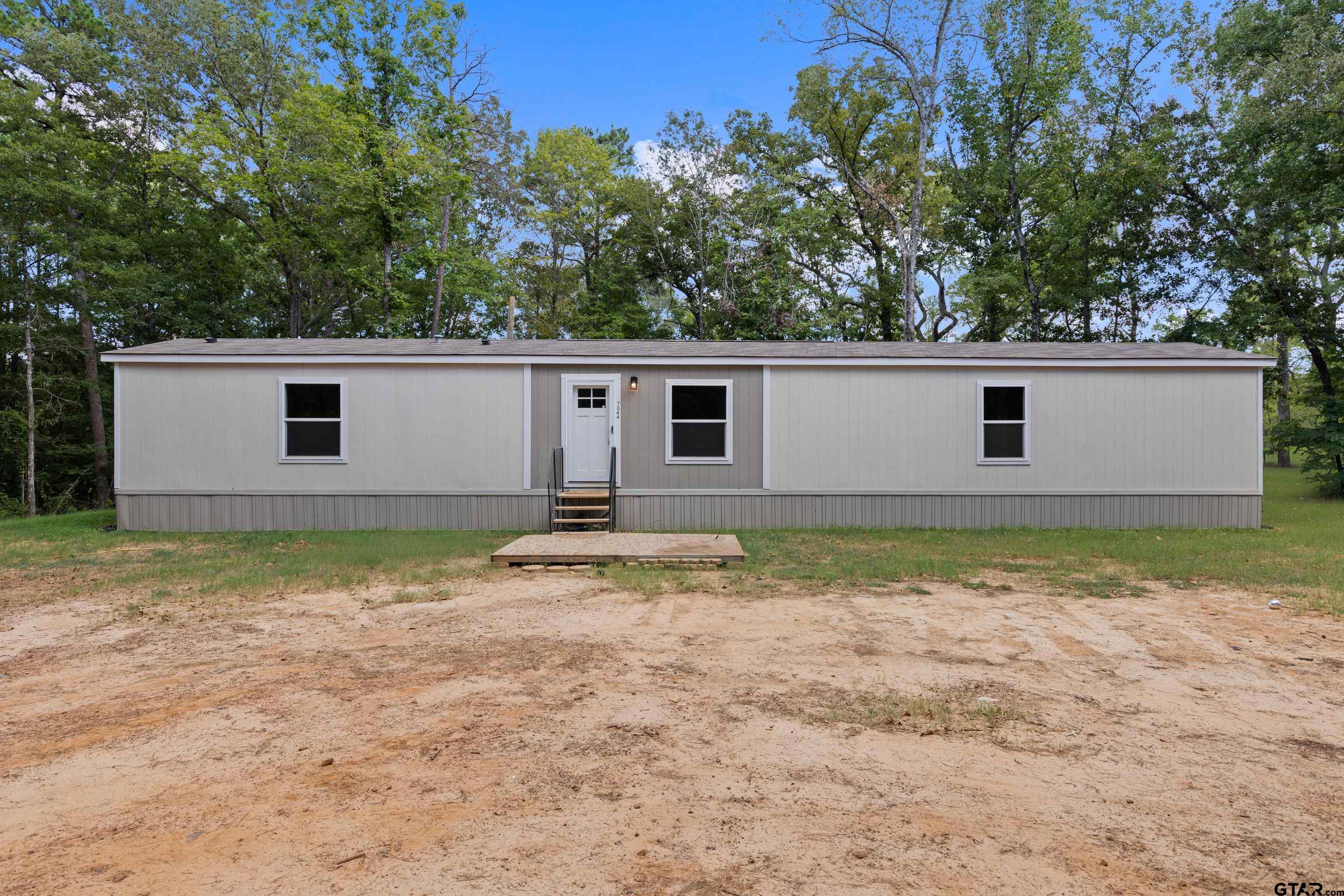 7044 Wild Daisy Road Ore City, TX 75683 - Photo 10 of 43 Gallery Image 10