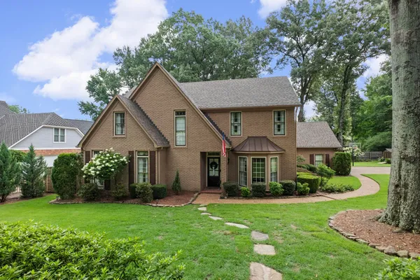 $549,900 | 1928 Riverdale Road, Germantown, TN 38138