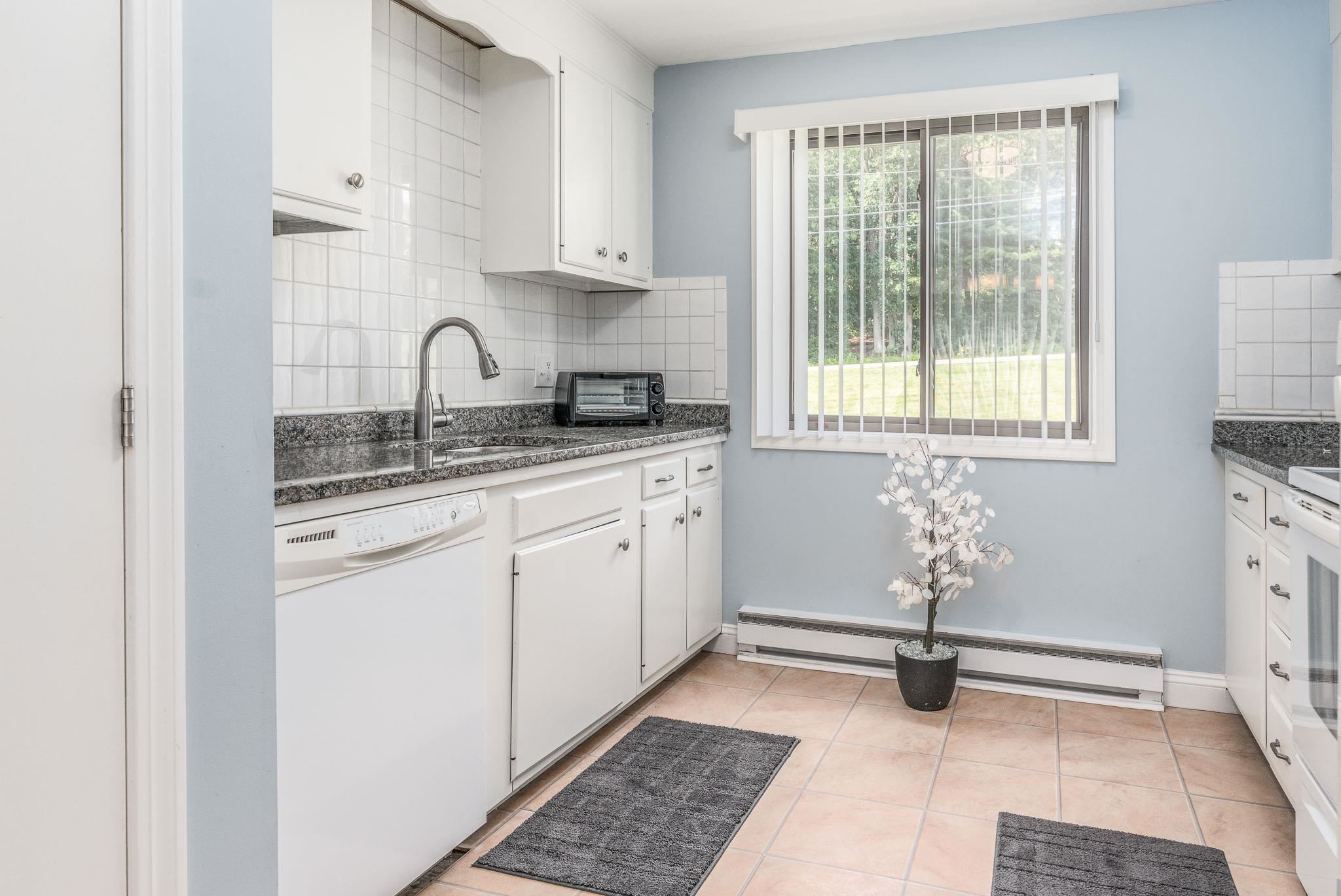 73 Old Nashua Road, Unit 41 Londonderry, NH 03053 - Photo 10 of 40 Gallery Image 10