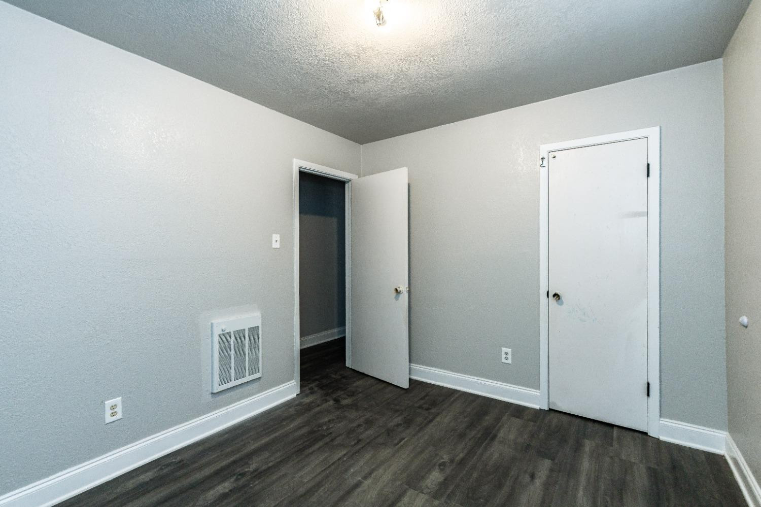 4702 37th Street Lubbock, TX 79414 - Photo 22 of 26 Photo 18