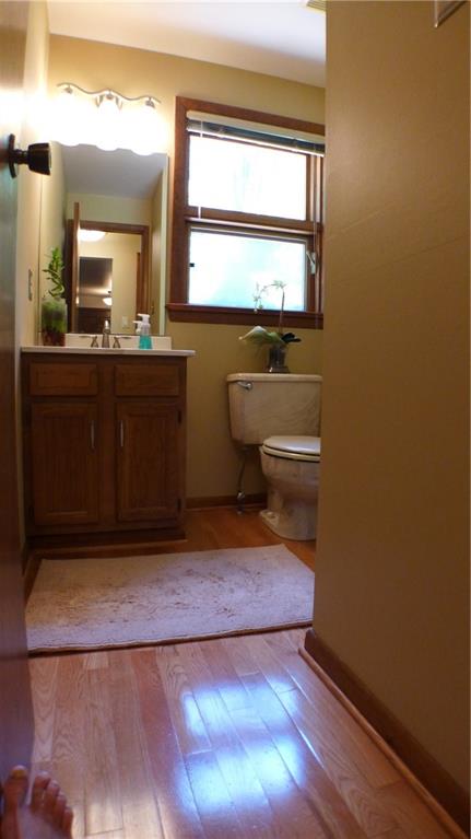 157 Countryview Drive McKees Rocks, PA 15136 - Photo 10 of 25 Partial bath services the main area.