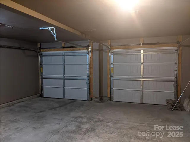 $1,825 | 2040 East Park Drive, Lancaster, SC 29720