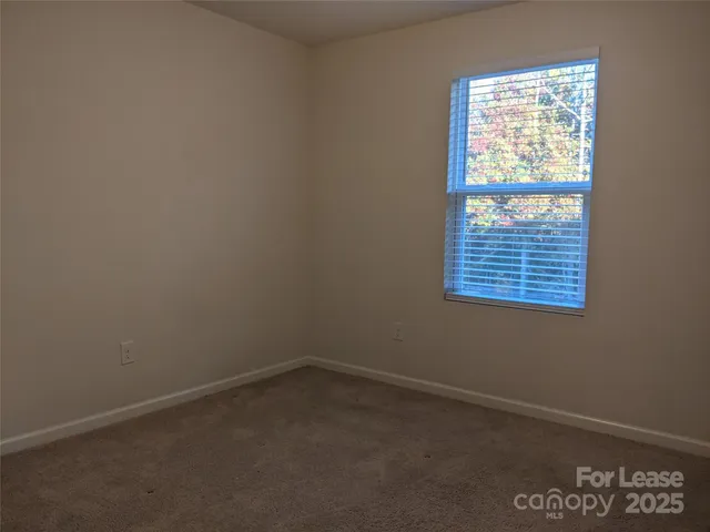 $1,825 | 2040 East Park Drive, Lancaster, SC 29720