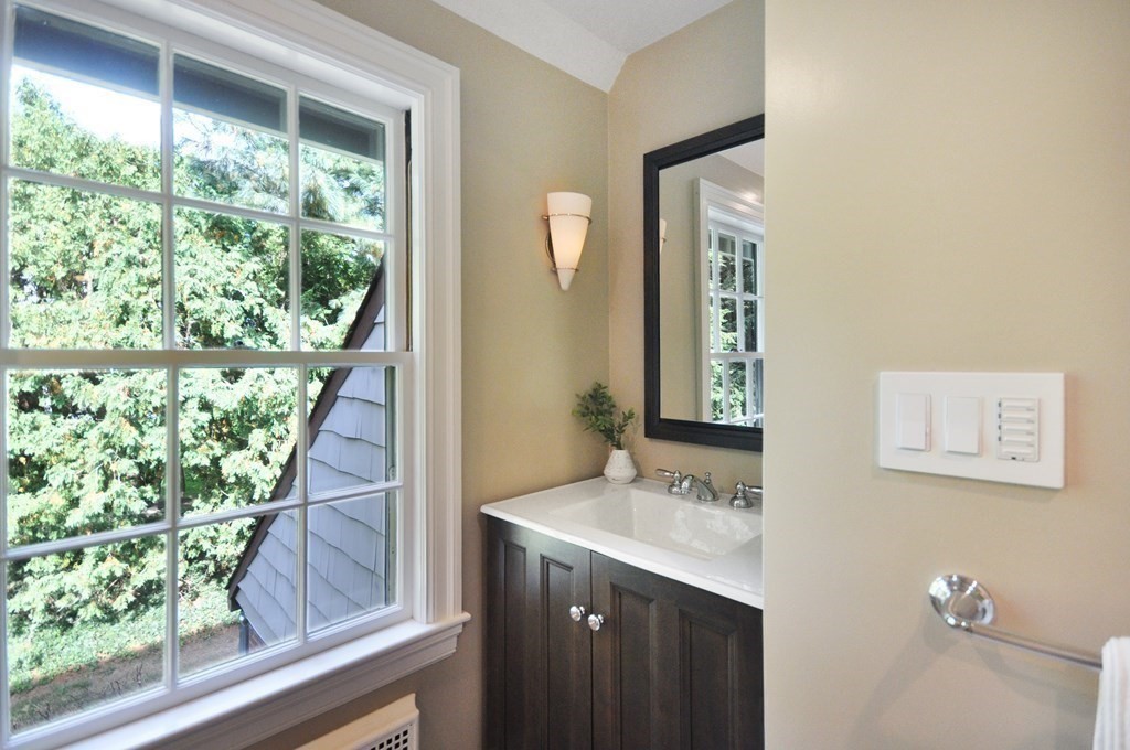 14 Winchester Road Arlington, MA 02474 - Photo 31 of 42