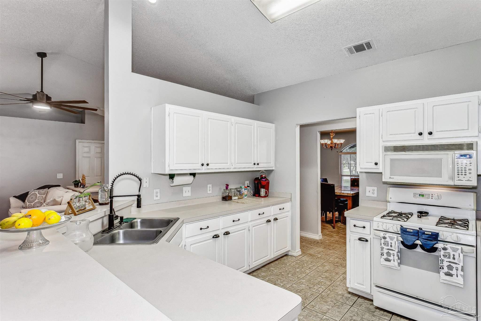 6743 Cedar Ridge Circle Milton, FL 32570 - Photo 21 of 30 Gallery Image 21