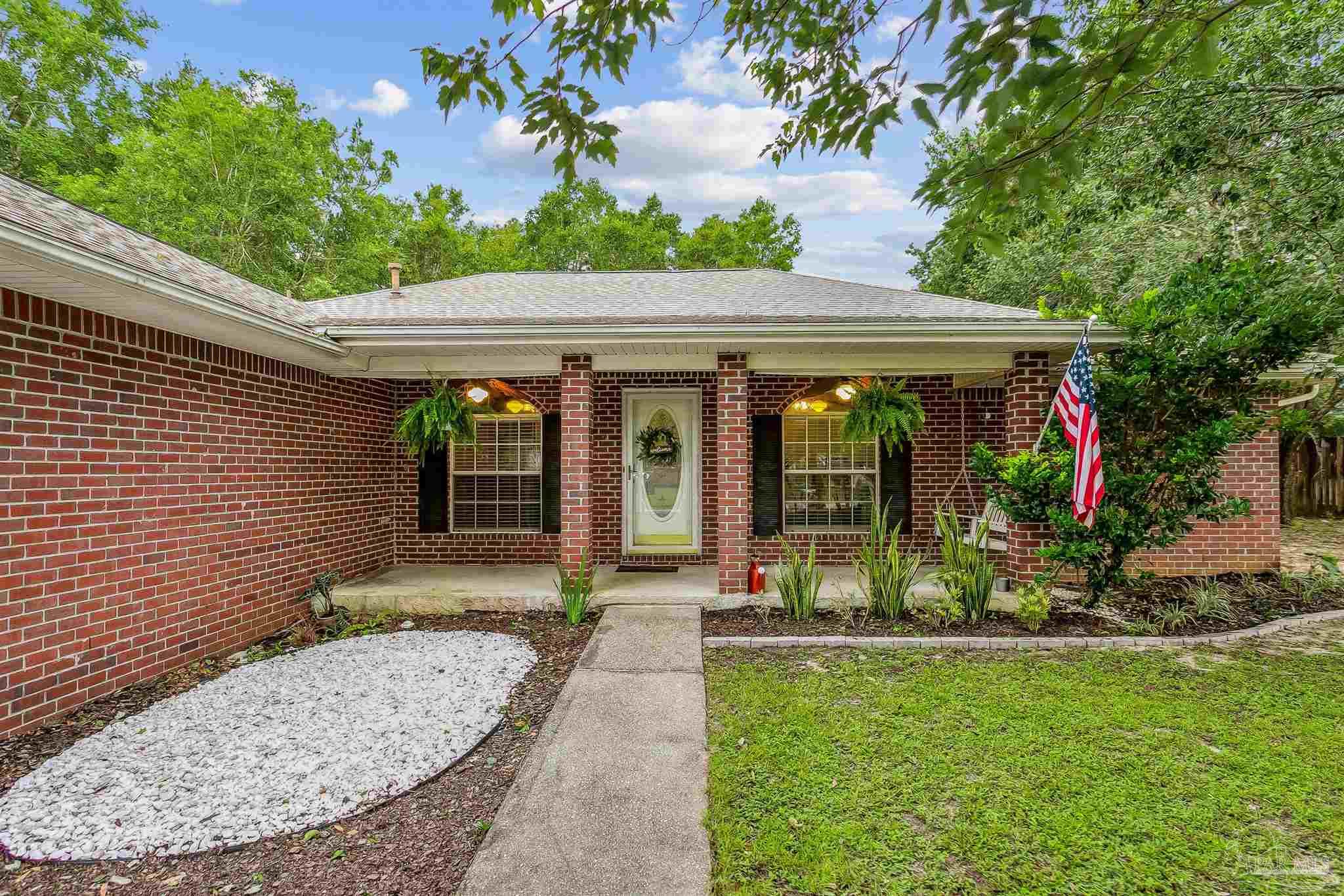 6743 Cedar Ridge Circle Milton, FL 32570 - Photo 3 of 30 Gallery Image 3