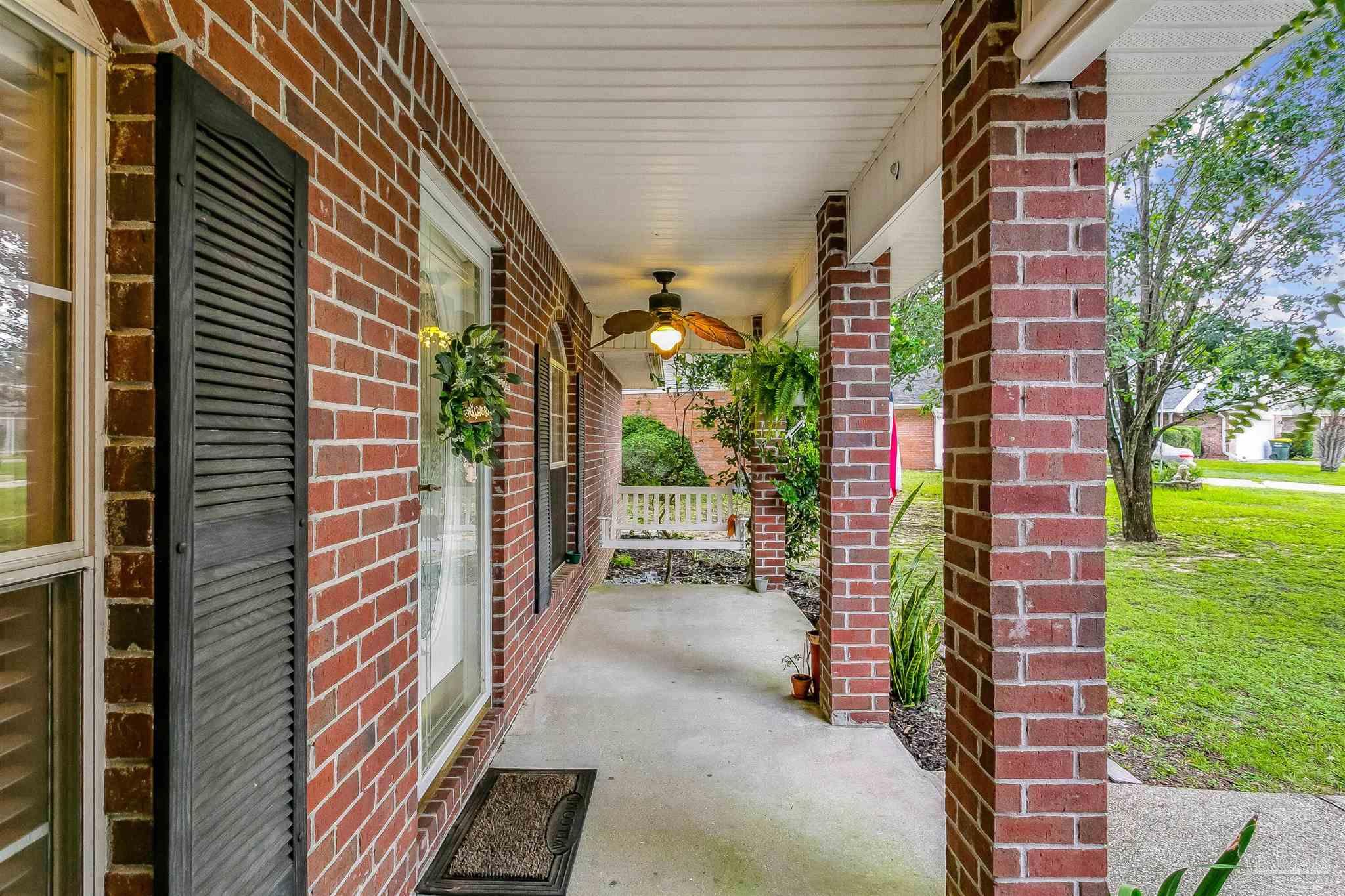 6743 Cedar Ridge Circle Milton, FL 32570 - Photo 5 of 30 Gallery Image 5