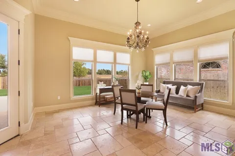 $584,000 | 13534 Kings Ct Avenue, Baton Rouge, LA 70810