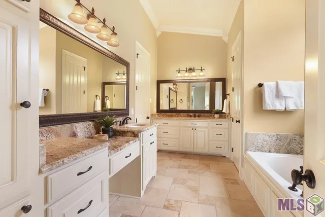 $584,000 | 13534 Kings Ct Avenue, Baton Rouge, LA 70810