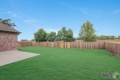 $584,000 | 13534 Kings Ct Avenue, Baton Rouge, LA 70810