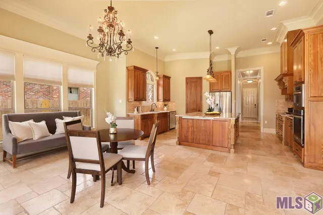 $584,000 | 13534 Kings Ct Avenue, Baton Rouge, LA 70810