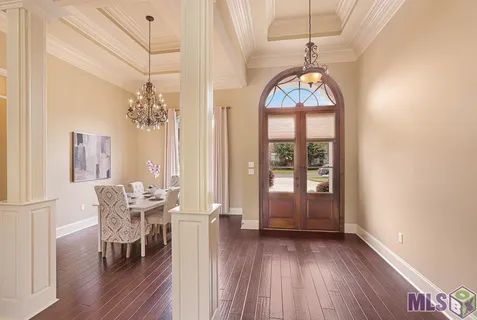 $584,000 | 13534 Kings Ct Avenue, Baton Rouge, LA 70810