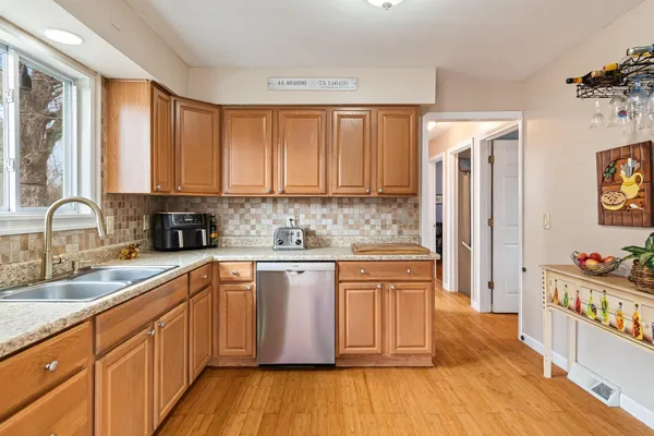 $430,000 | 3 Logwood Street, South Burlington, VT 05403