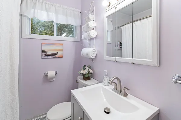 $430,000 | 3 Logwood Street, South Burlington, VT 05403