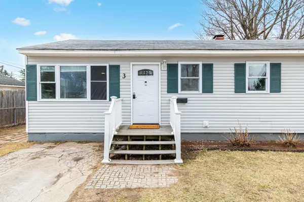 $430,000 | 3 Logwood Street, South Burlington, VT 05403