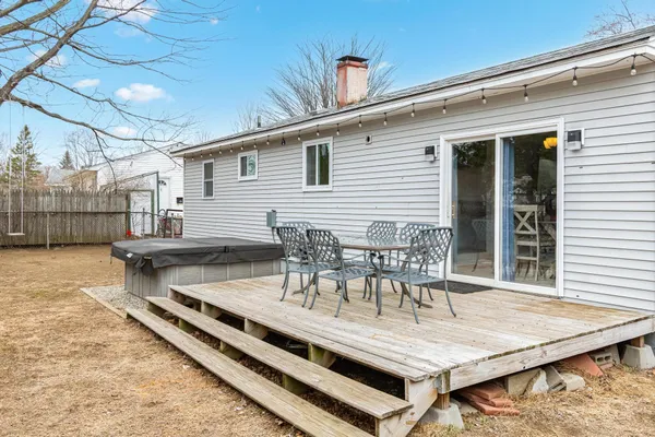 $430,000 | 3 Logwood Street, South Burlington, VT 05403