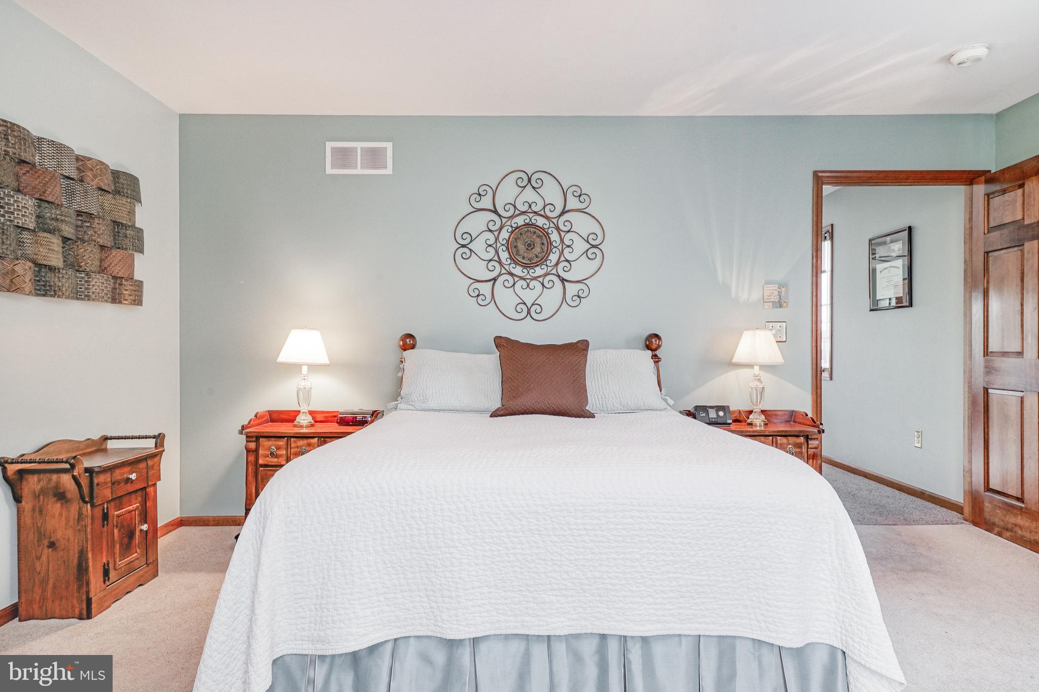 515 Heritage Road Sewell, NJ 08080 - Photo 19 of 68 First Floor Master bedroom