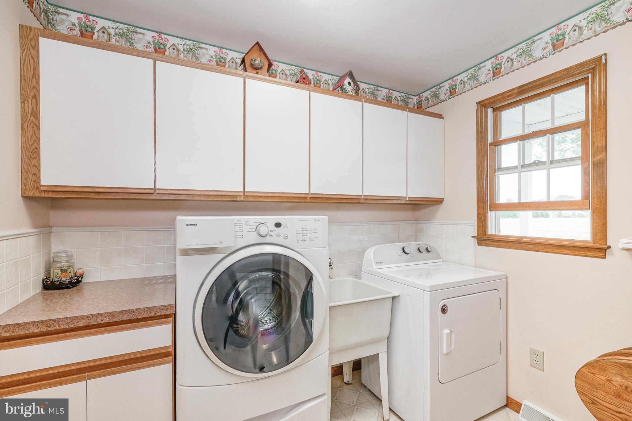 515 Heritage Road Sewell, NJ 08080 - Photo 49 of 68 Laundry room