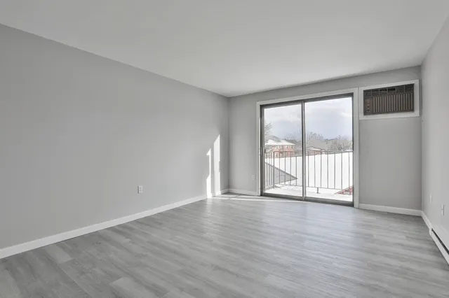 $160,000 | 12 East Side Drive, Unit 19, Concord, NH 03301