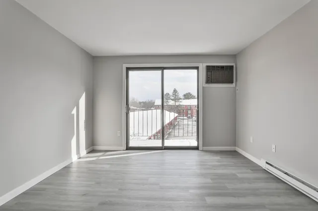 $160,000 | 12 East Side Drive, Unit 19, Concord, NH 03301