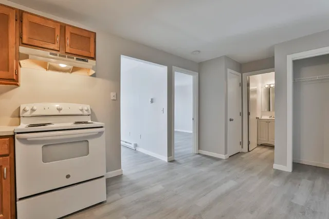 $160,000 | 12 East Side Drive, Unit 19, Concord, NH 03301