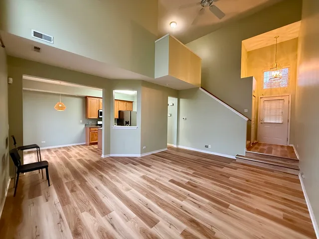 $2,450 | 3123 Ollerton Avenue, Aurora, IL 60502