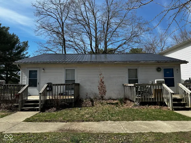 $409,900 | 169 South Sycamore Street, Spencer, IN 47460