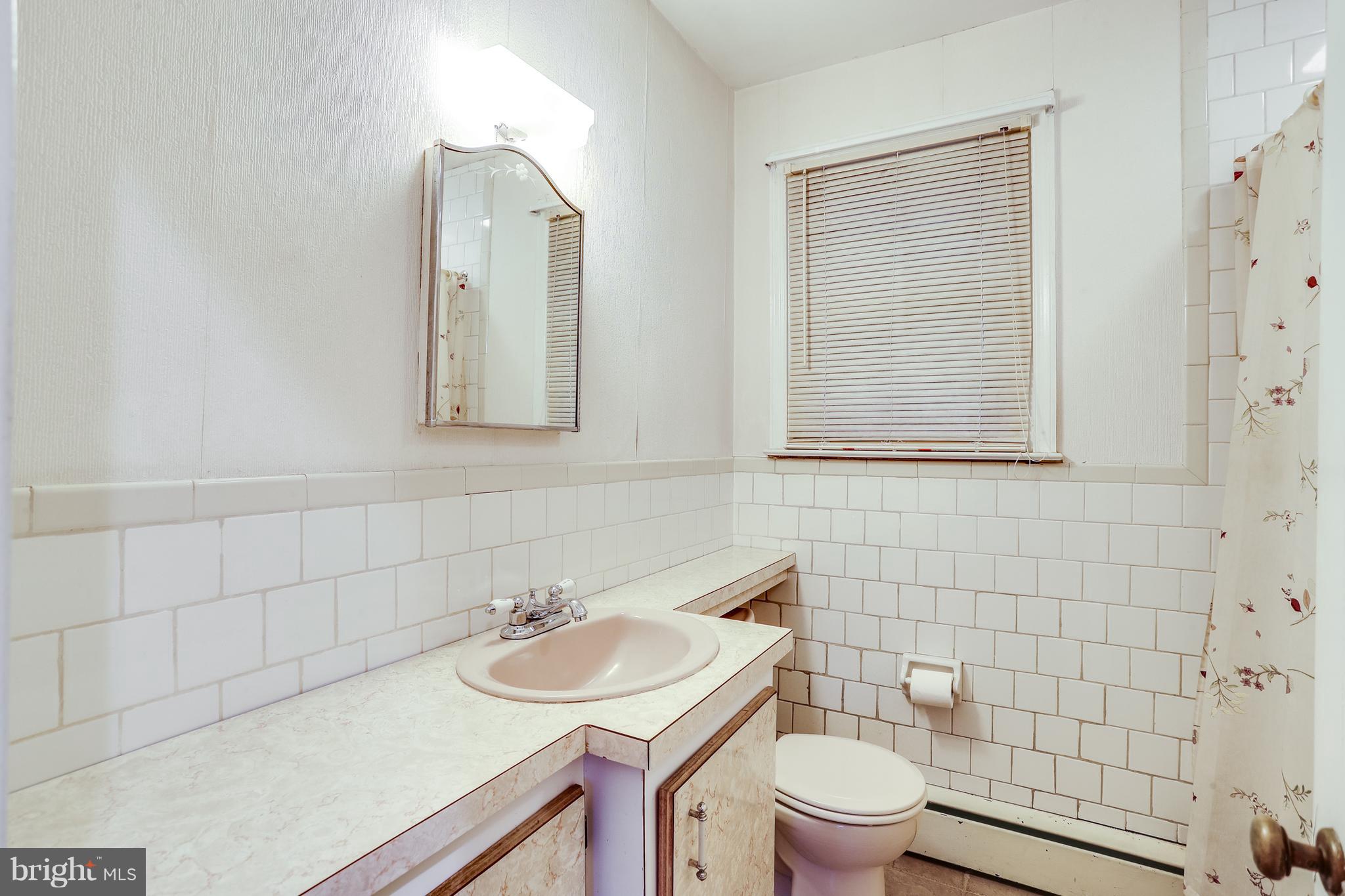 8704 Windsor Mill Road Baltimore, MD 21244 - Photo 14 of 30 FULL BATH