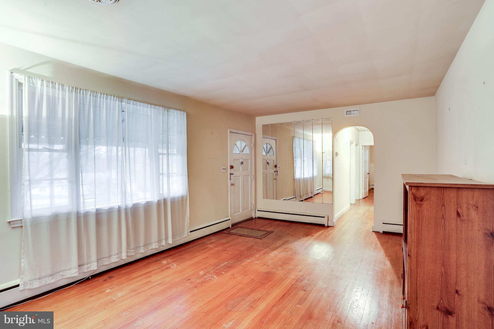 8704 Windsor Mill Road Baltimore, MD 21244 - Photo 6 of 30 GLEAMING HARDWOODS