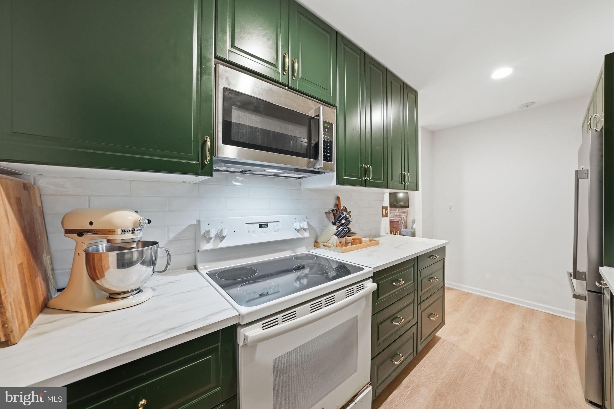 8231 Kings Charter Lane, Unit 108 Springfield, VA 22152 - Photo 15 of 37