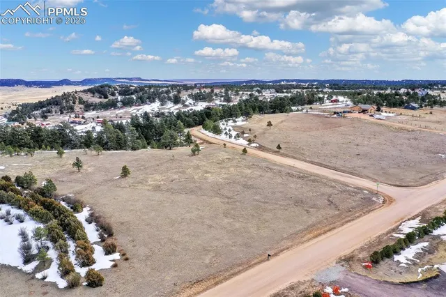 a view of a terrace view