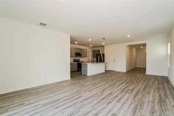 $2,695 | Undisclosed Address, Tavares, FL 32778