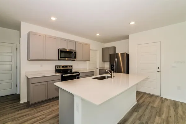 $2,695 | Undisclosed Address, Tavares, FL 32778