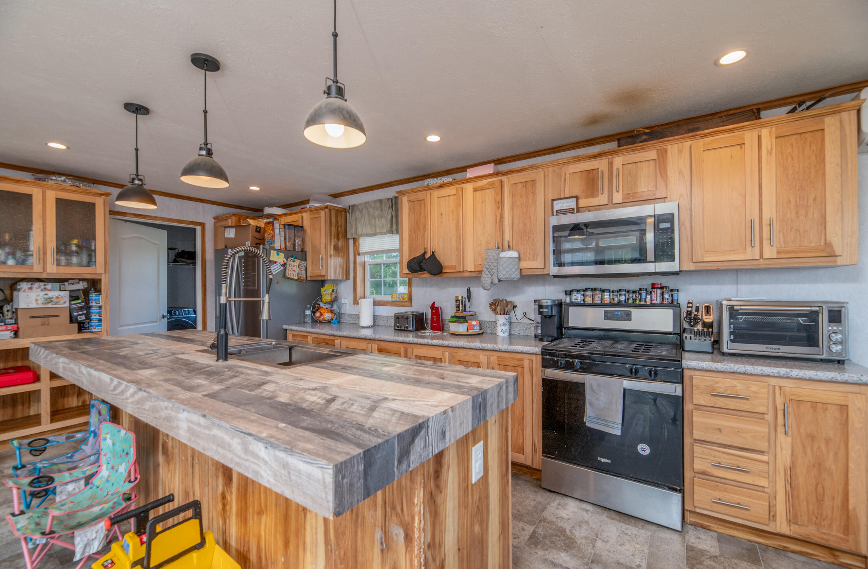 199 Neck Road Waterville, ME 04901 - Photo 10 of 37 11 Kitchen