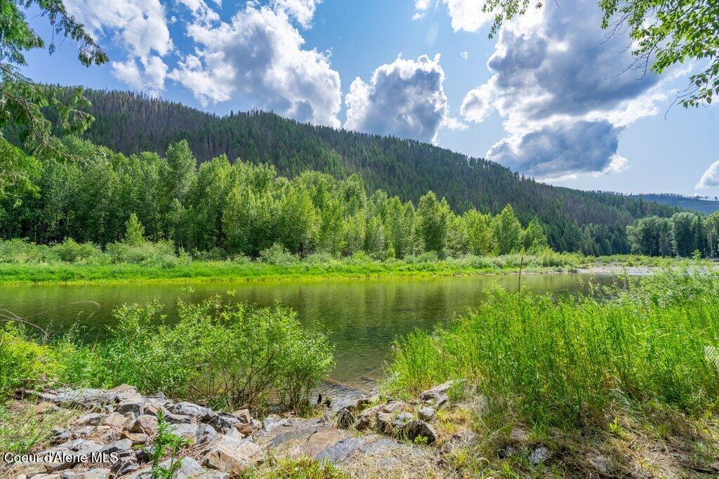 20264 Coeur D'Alene River Road Wallace, ID 83873 - Photo 32 of 43 Water Frontage